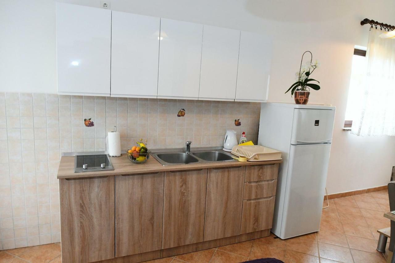 Studio apartman Kris Marinici  Esterno foto