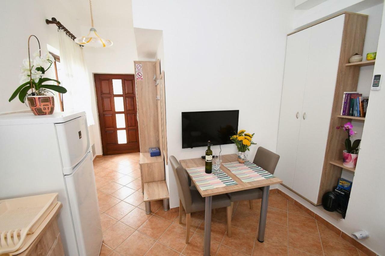 Studio apartman Kris Marinici  Esterno foto